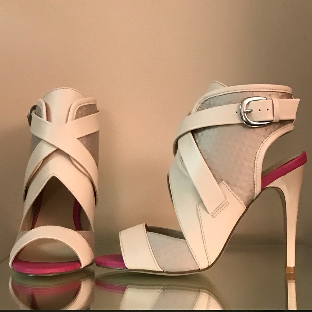 NWOB Nude and fuchsia strappy faux leather high heels